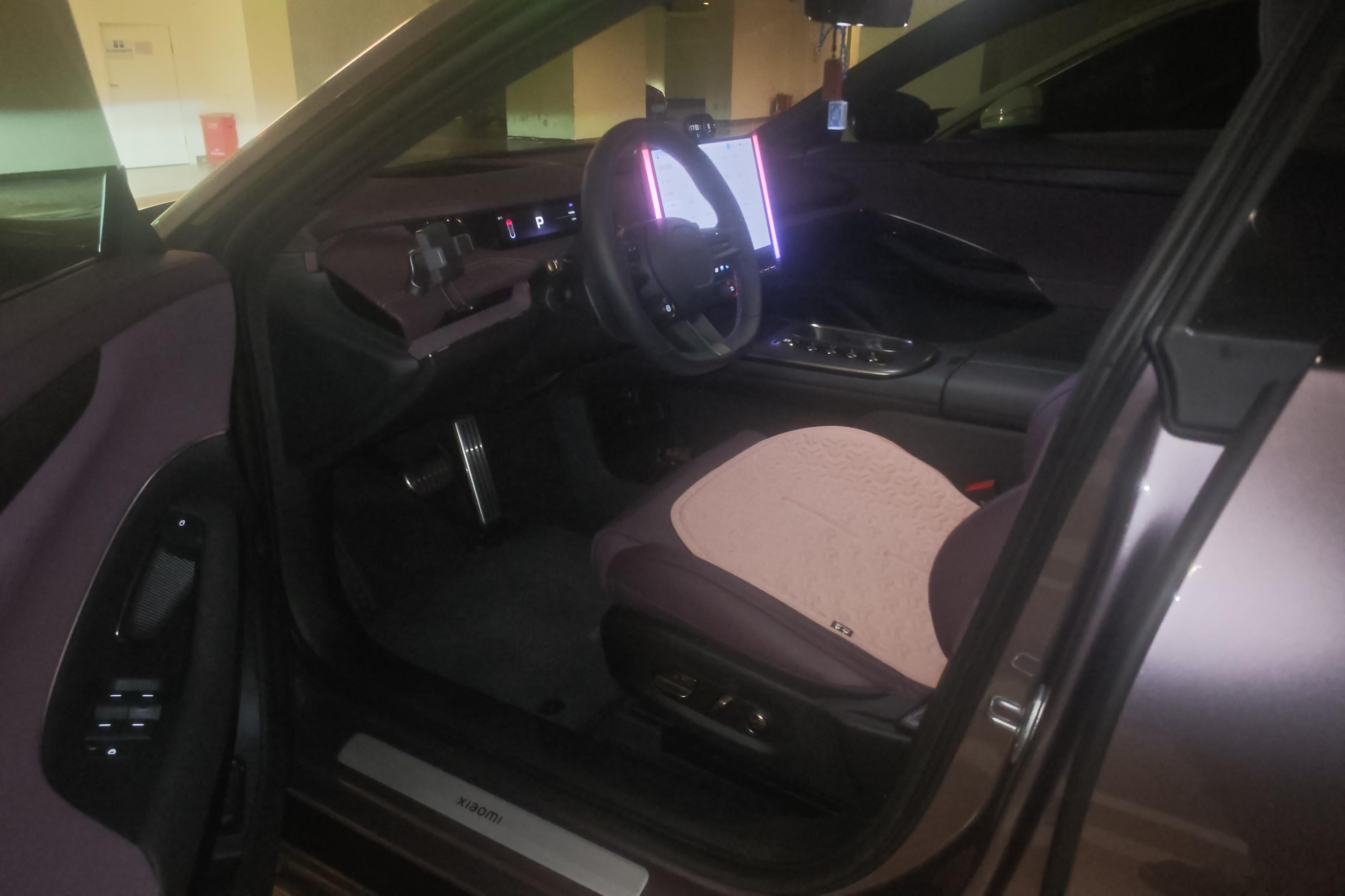 小米汽车SU7 2024款 0.0T 自动 750km-Max创始版 