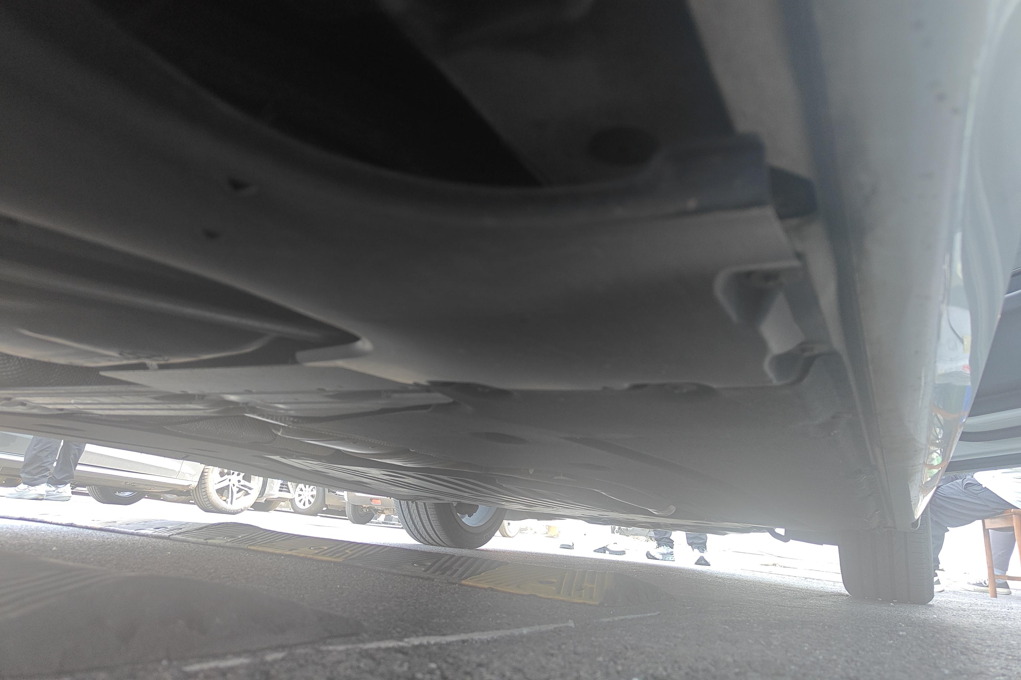 宝马5系 530Li 2021款 2.0T 自动 后驱 改款尊享型M运动套装 (国Ⅵ) 