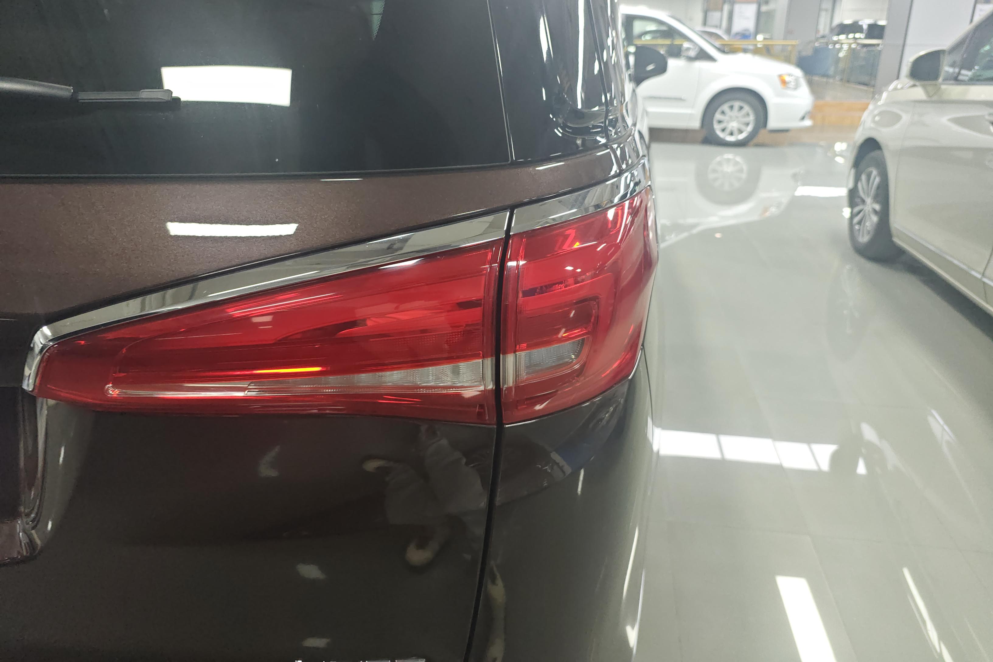 别克GL8 2018款 2.0T 自动 前驱 7座 28T旗舰型ES (国Ⅵ) 