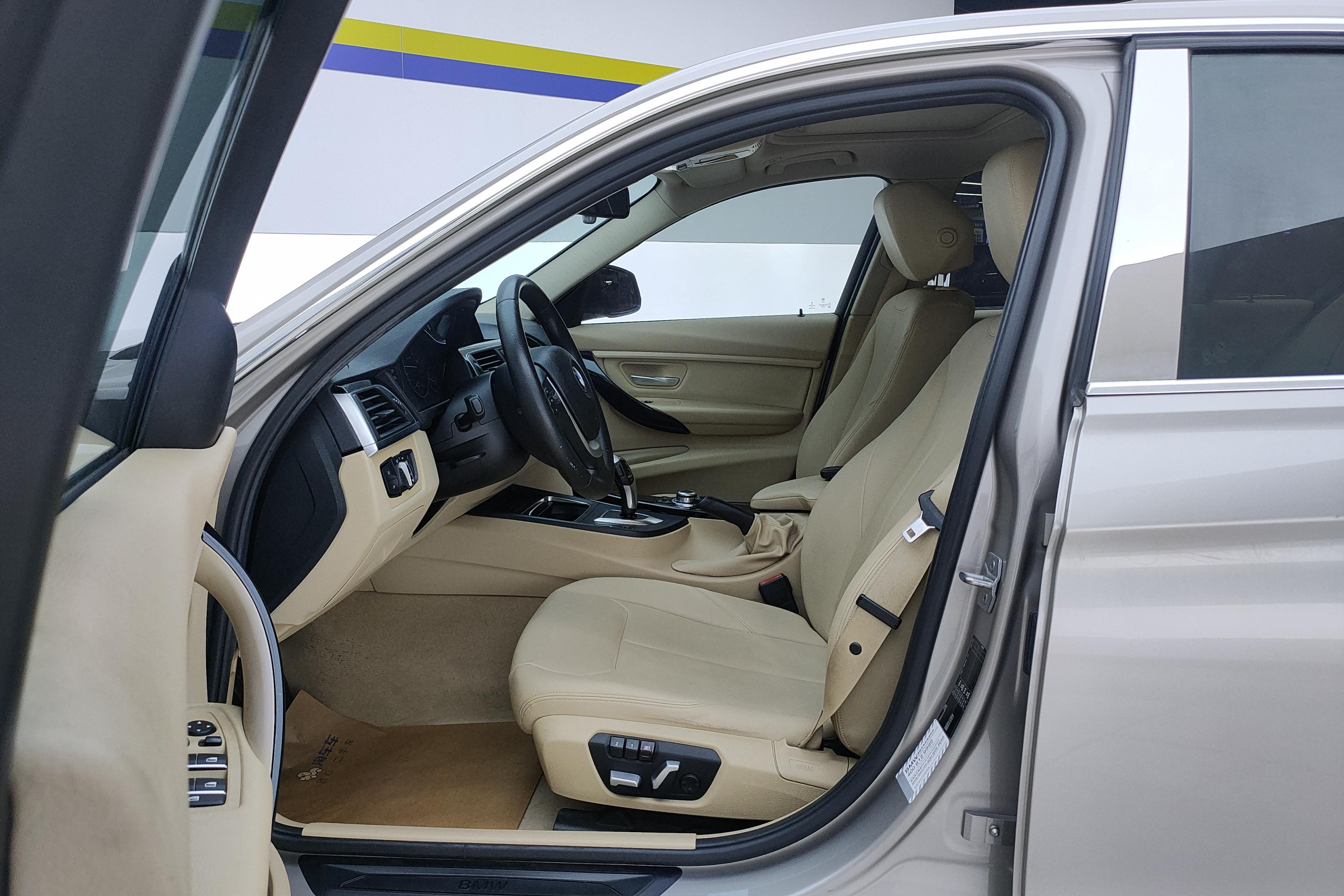 宝马3系 320Li 2016款 2.0T 自动 后驱 时尚型 (国Ⅴ) 