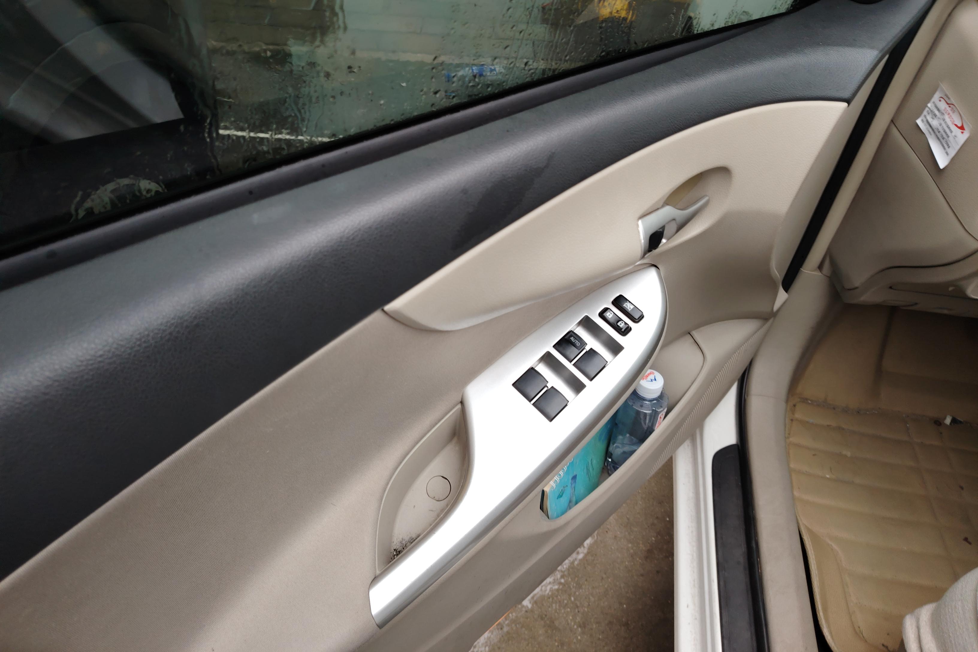 丰田卡罗拉 2013款 1.6L 自动 GL炫酷特装版 (国Ⅳ) 