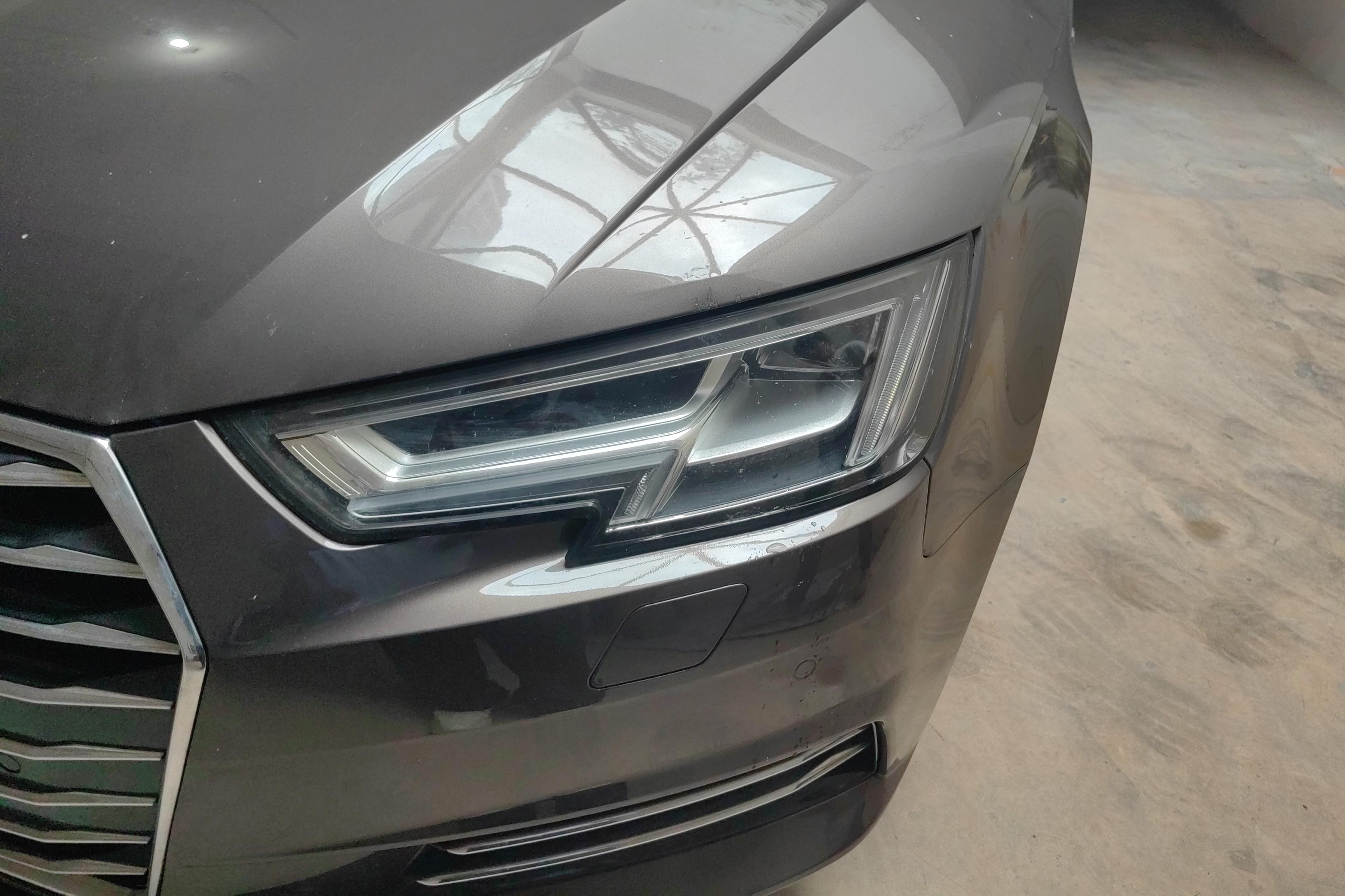 奥迪A4L 40TFSI 2018款 2.0T 自动 前驱 30周年进取型 (国Ⅴ) 