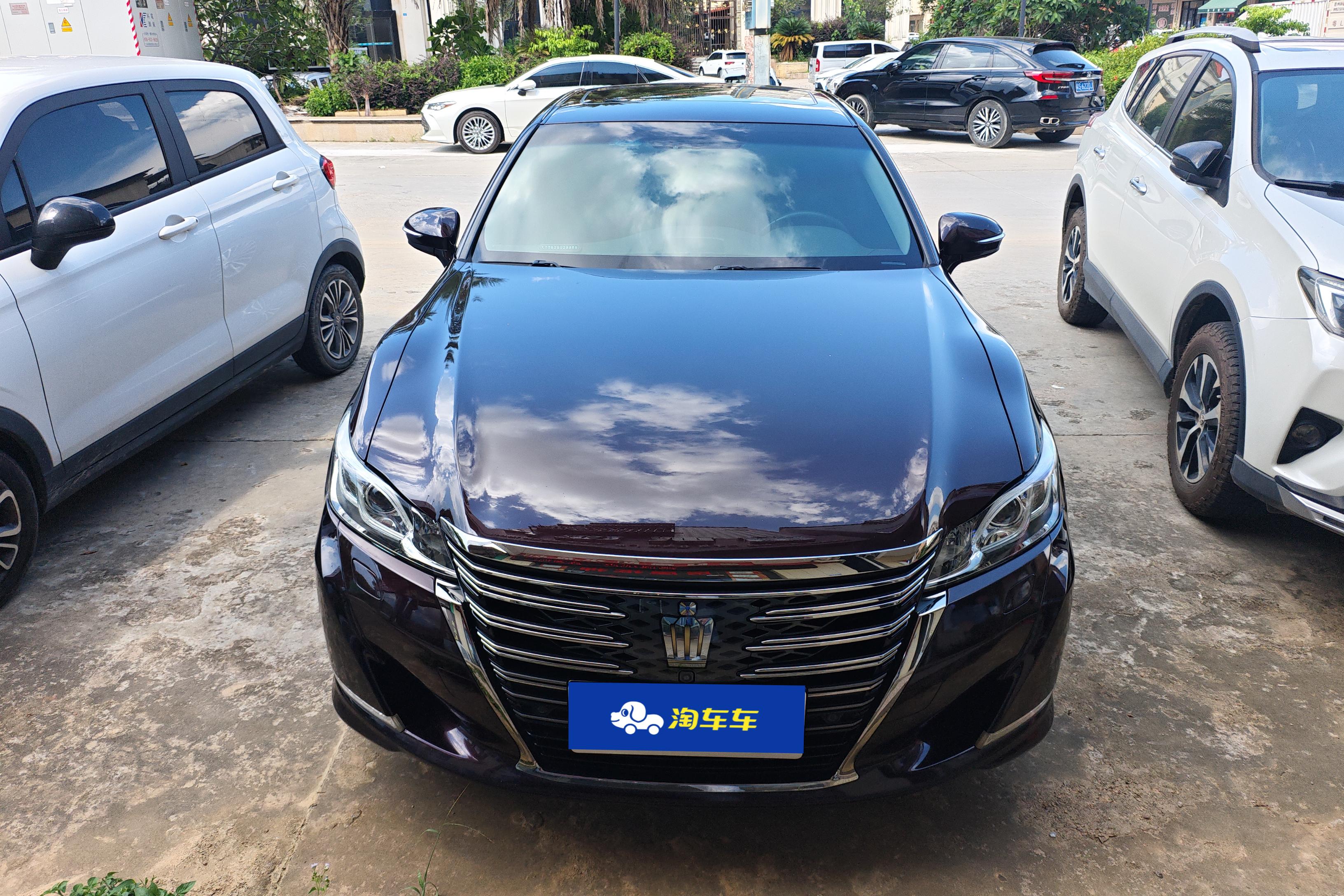 丰田皇冠 2018款 2.0T 自动 后驱 运动版 (国Ⅴ) 