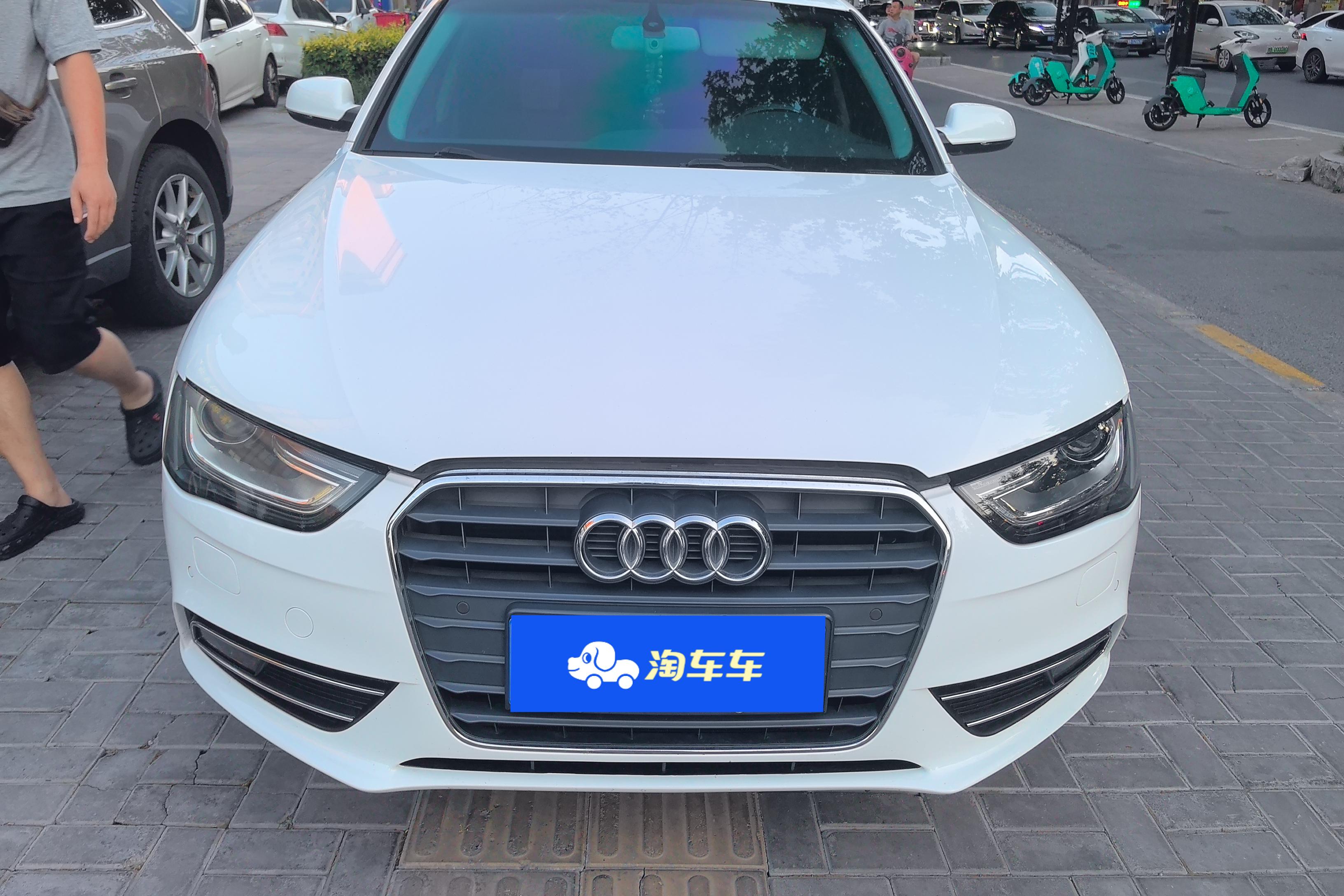 奥迪A4L 35TFSI 2015款 2.0T 自动 前驱 标准型 (国Ⅳ) 