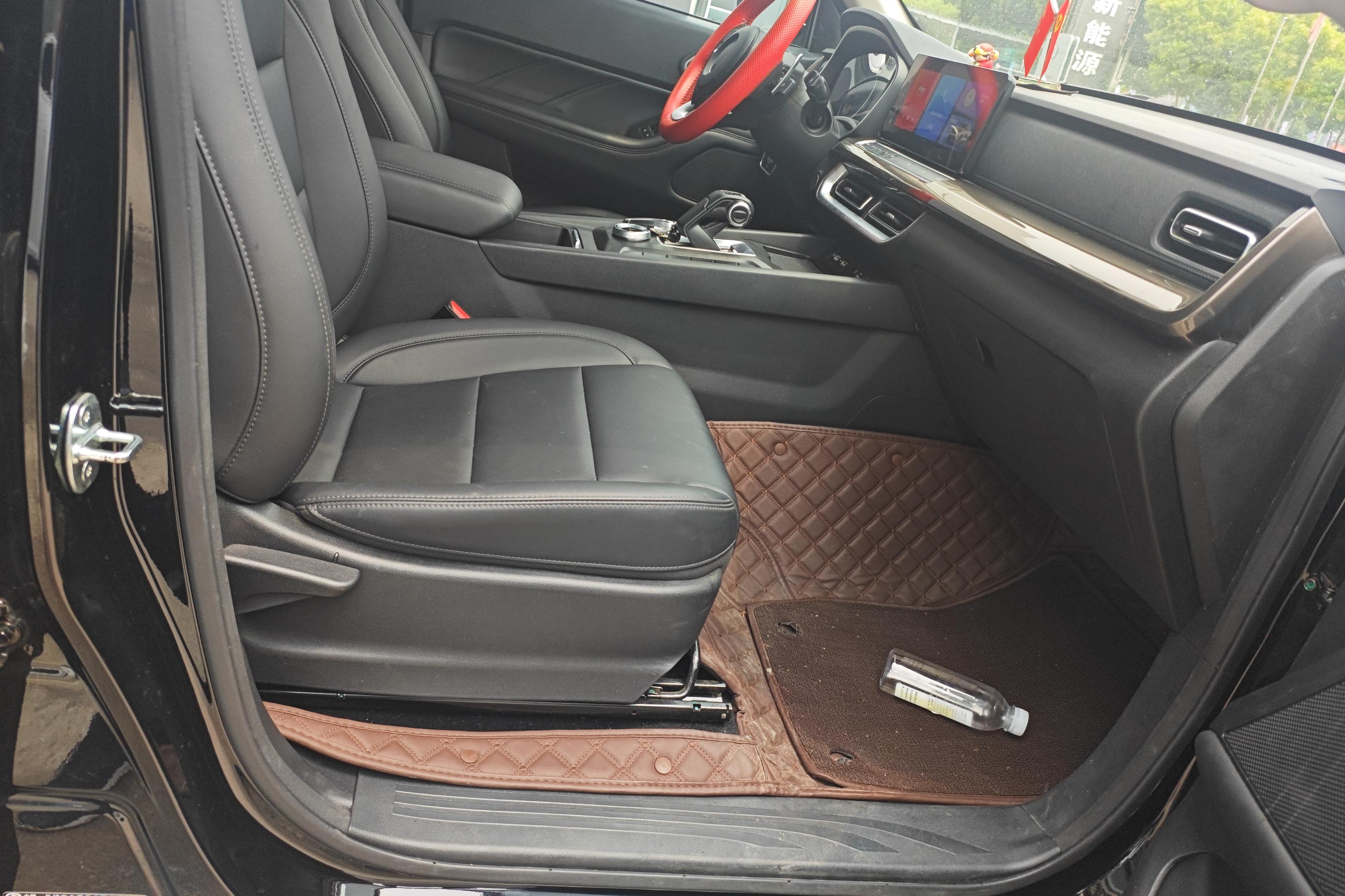 长城炮 商用版 2023款 2.0T 手动 精英型标箱 (国Ⅵ) 