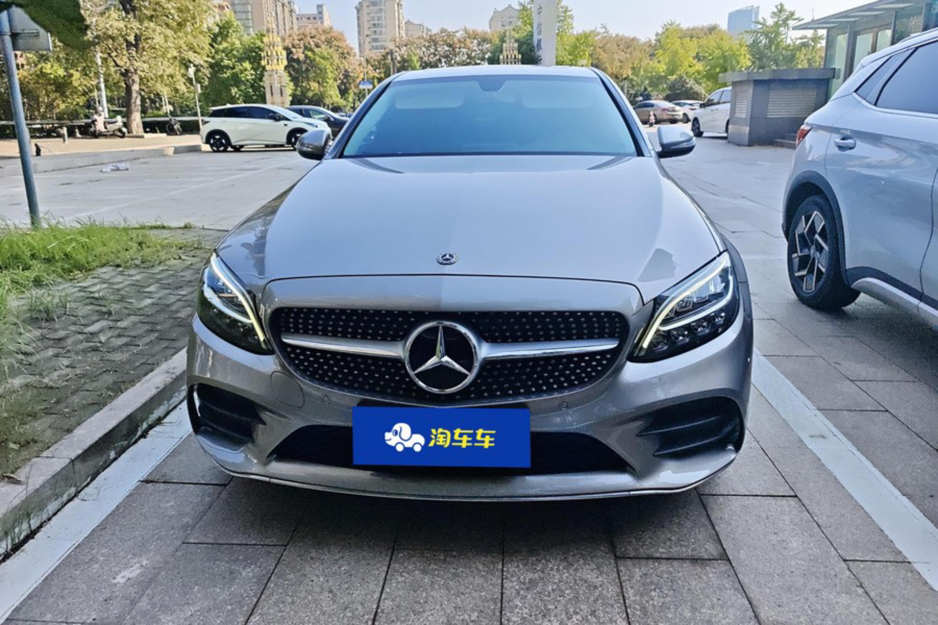【济南二手奔驰C级】奔驰C级 C260 2019款 1.5T 自动 运动版