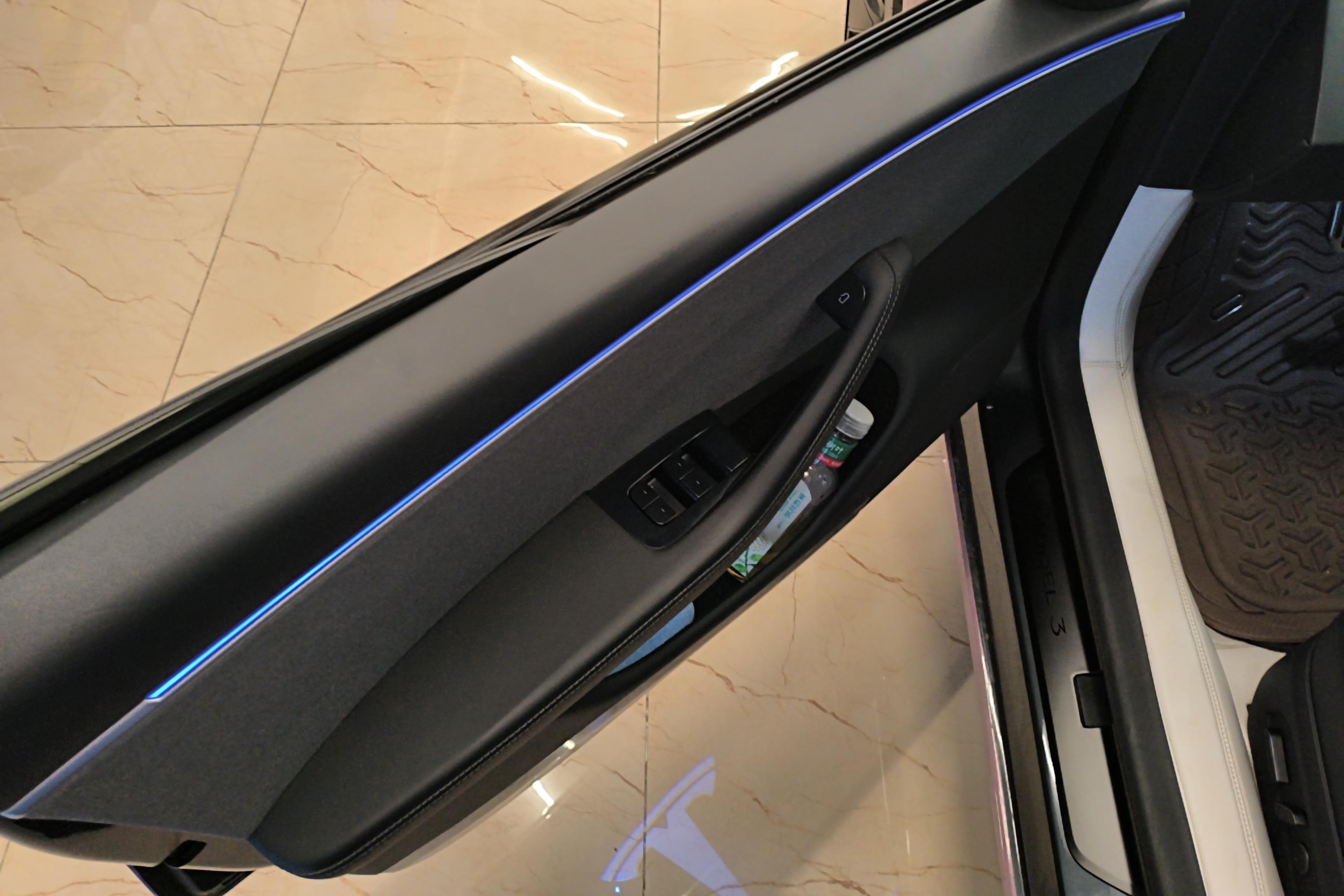 特斯拉MODEL 3 2023款 后驱 纯电动 后轮驱动 
