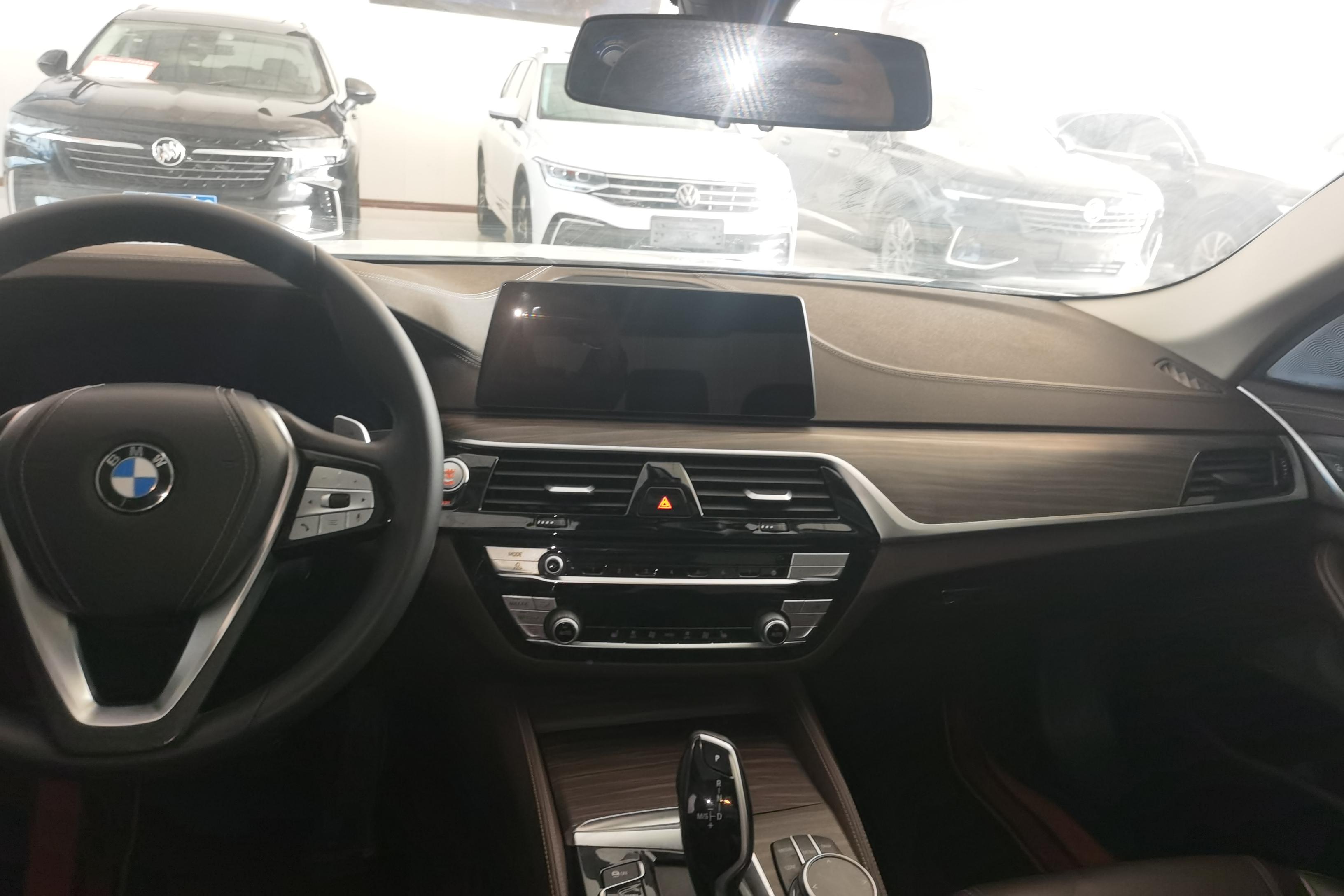 宝马5系 530Li 2021款 2.0T 自动 后驱 领先型豪华套装 (国Ⅵ) 