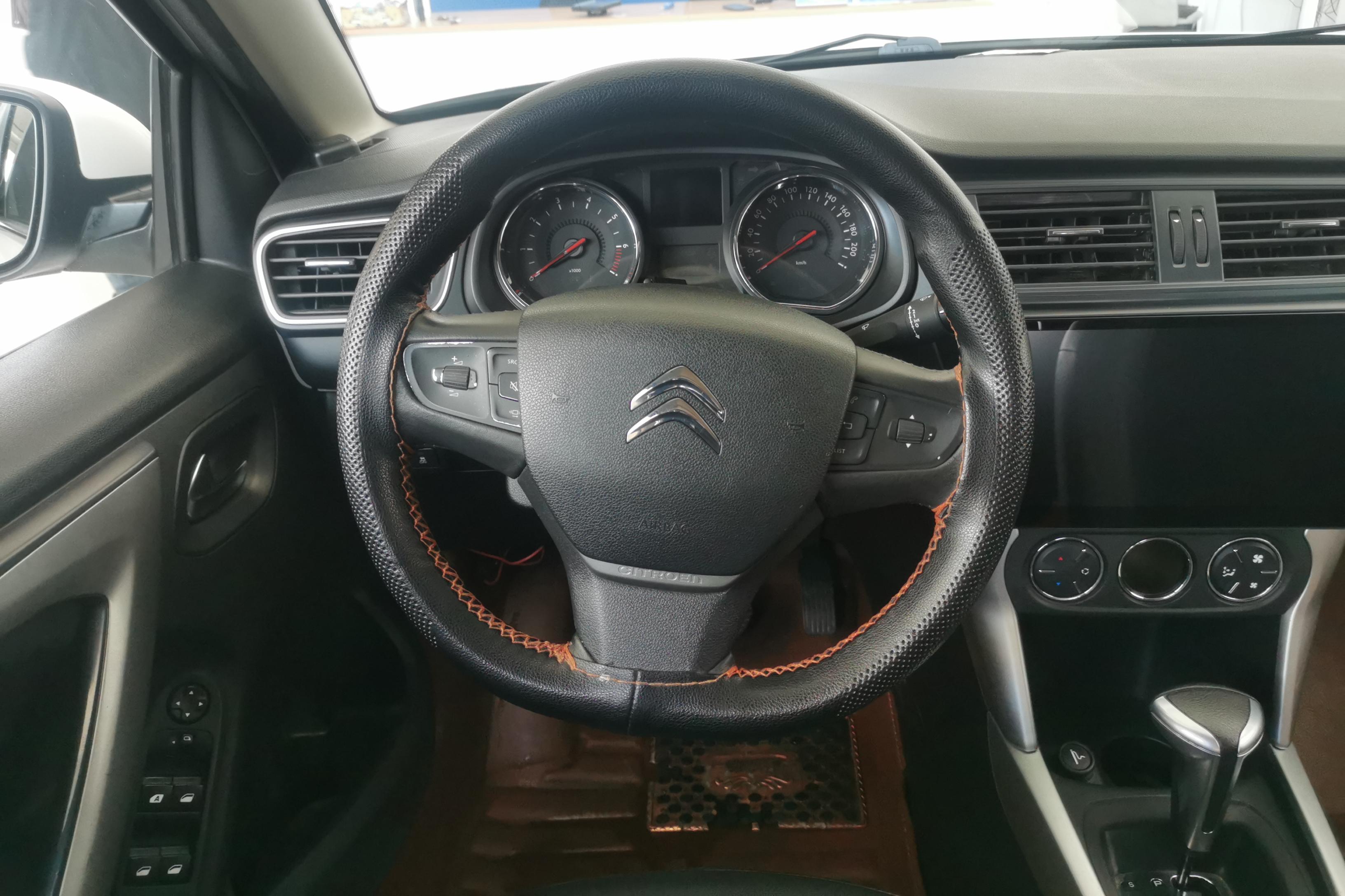 雪铁龙C3-XR 2015款 1.6L 自动 先锋型 (国Ⅴ) 