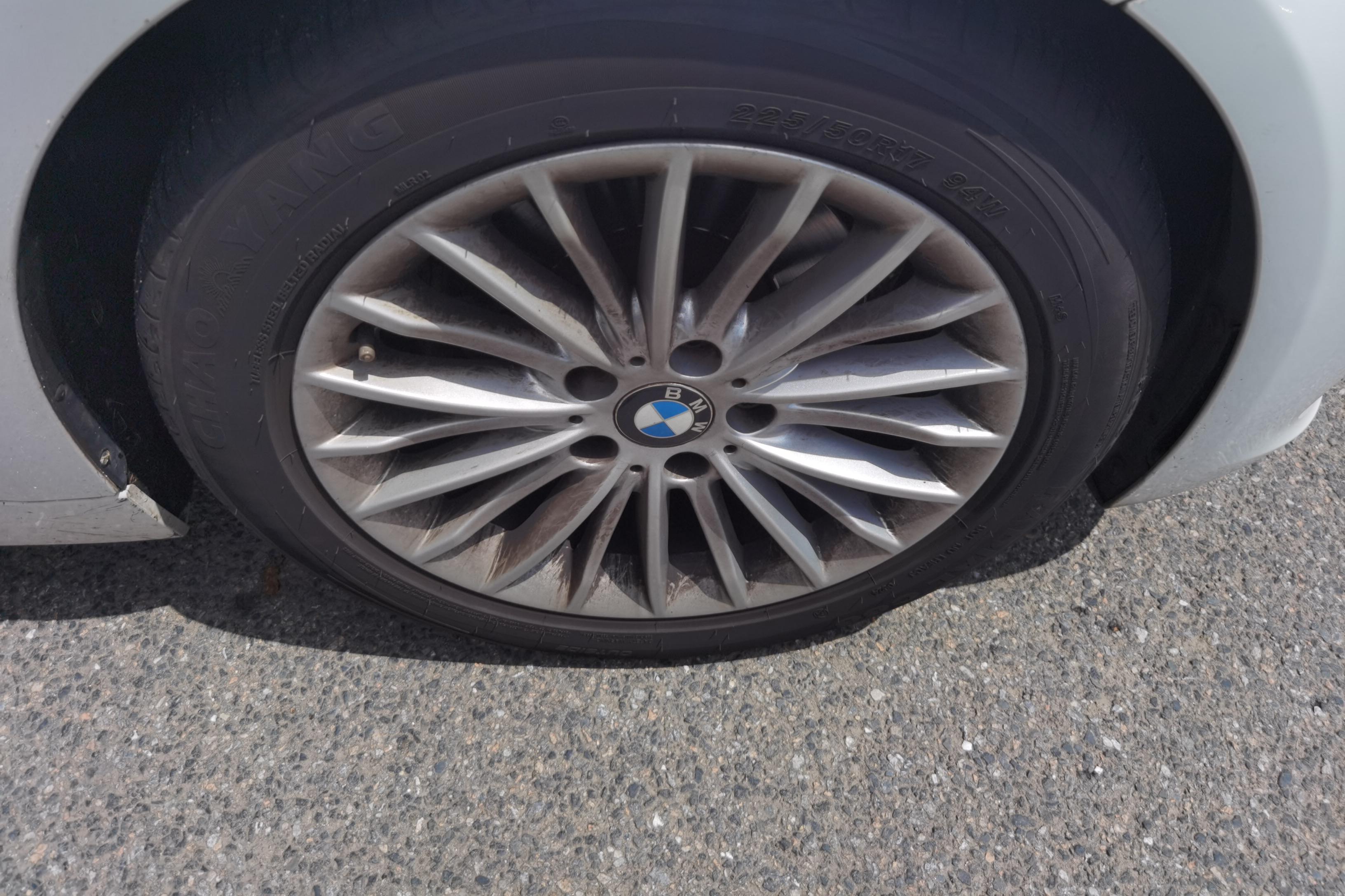 宝马3系 320Li 2015款 2.0T 自动 后驱 豪华设计套装 (国Ⅳ) 
