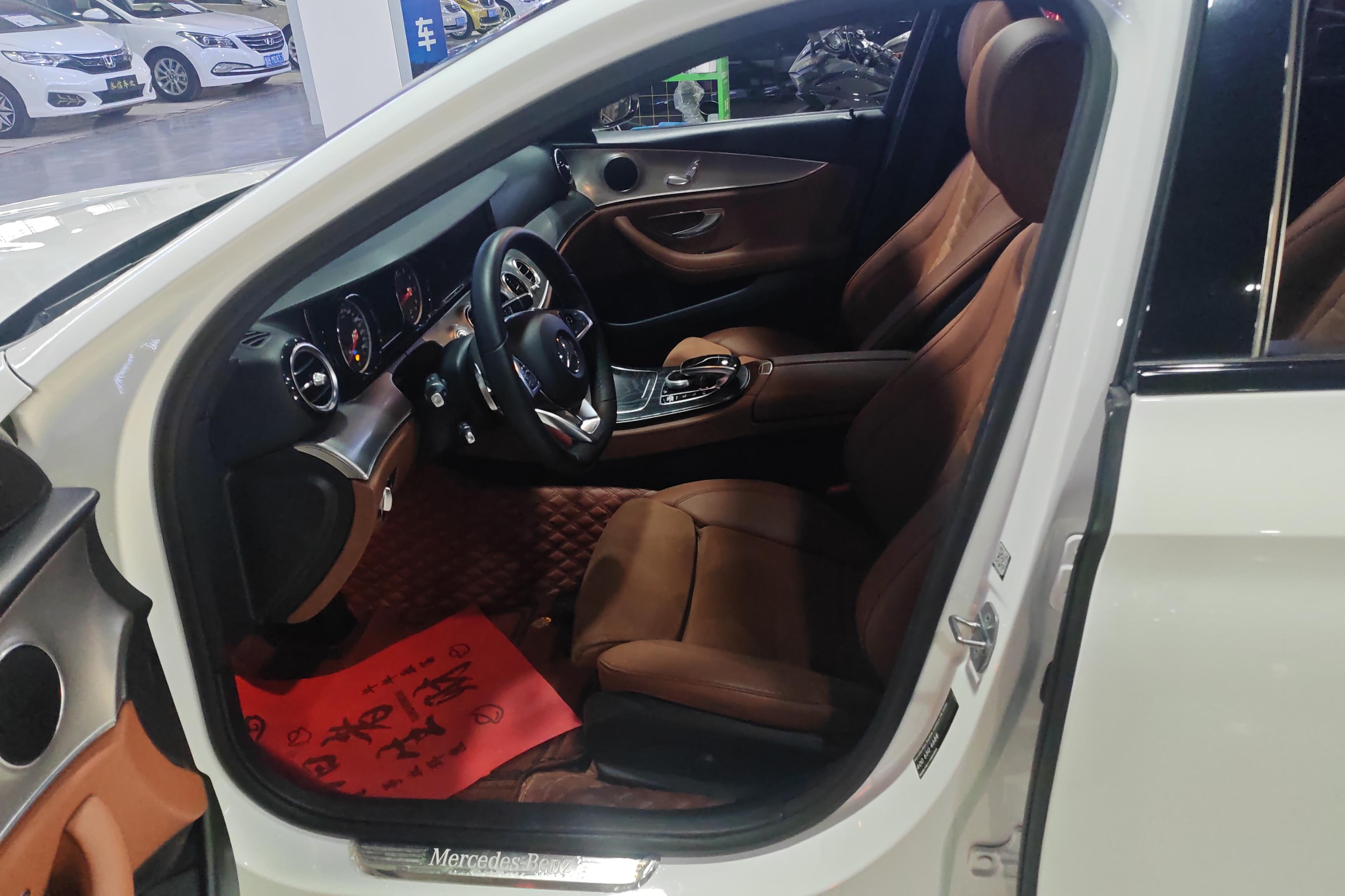 奔驰E级 E200 2018款 2.0T 自动 后驱 运动型 (国Ⅴ) 