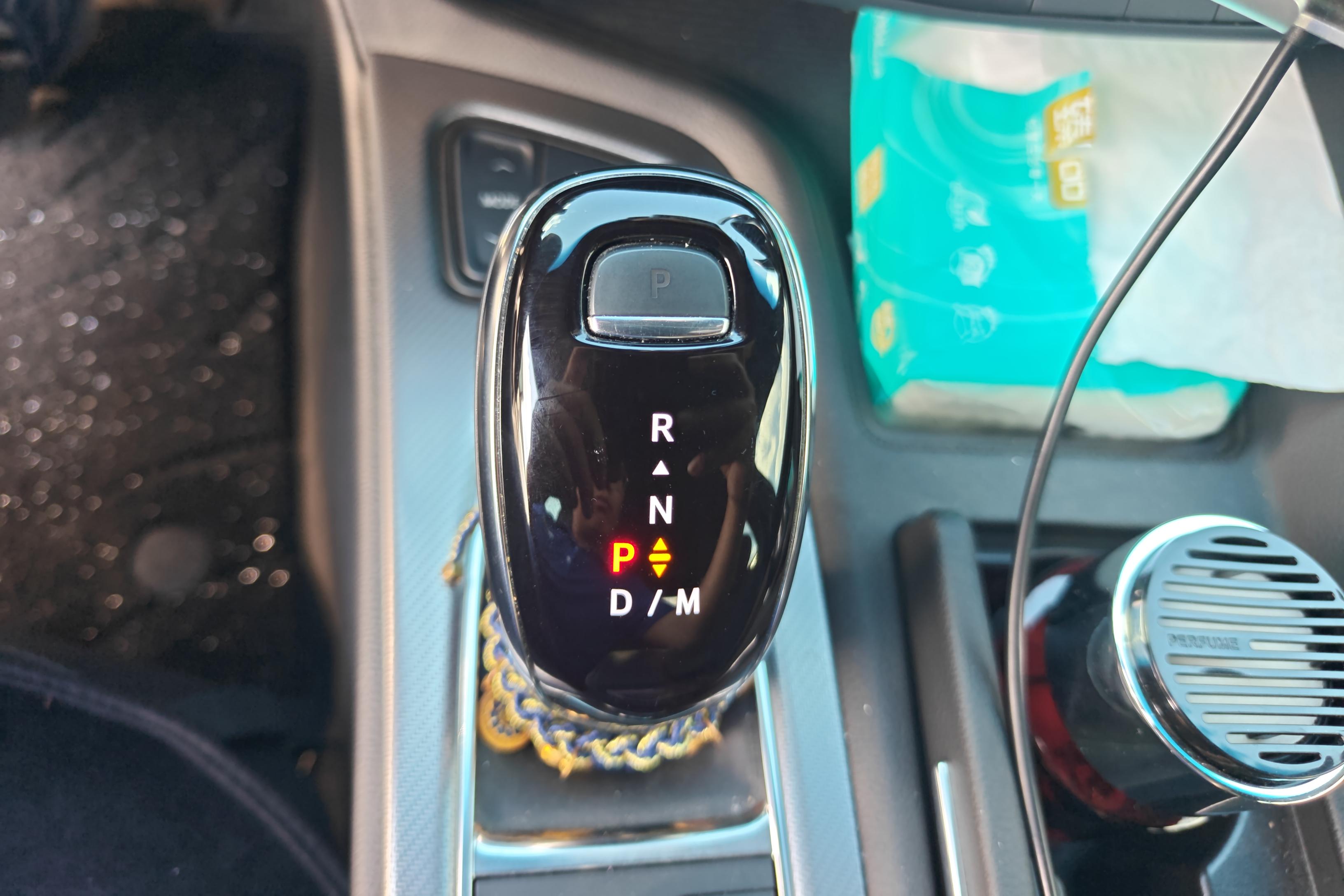 凯迪拉克CT5 2023款 2.0T 自动 后驱 28T豪华型（标准版） (国Ⅵ) 