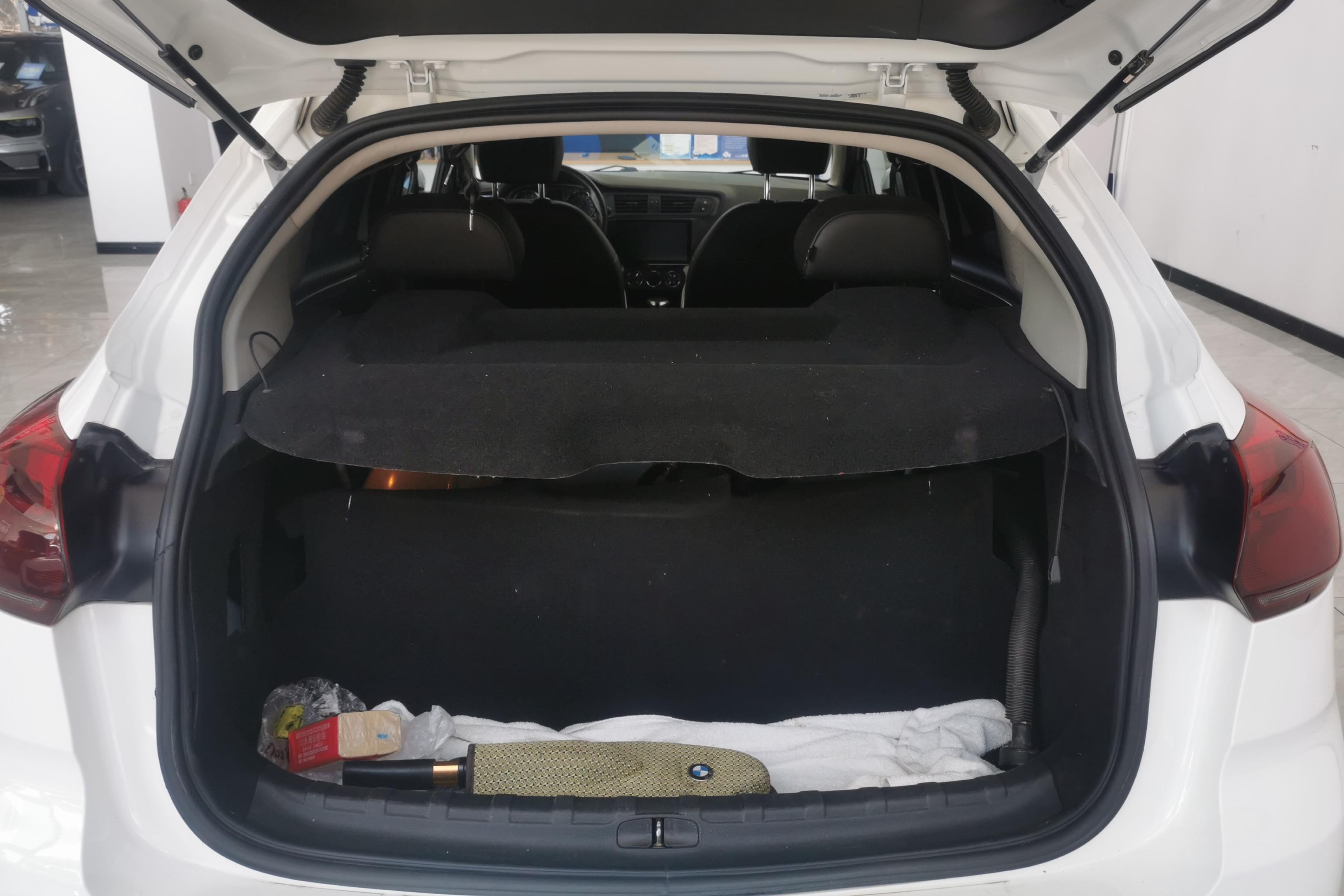 雪铁龙C3-XR 2015款 1.6L 自动 先锋型 (国Ⅴ) 