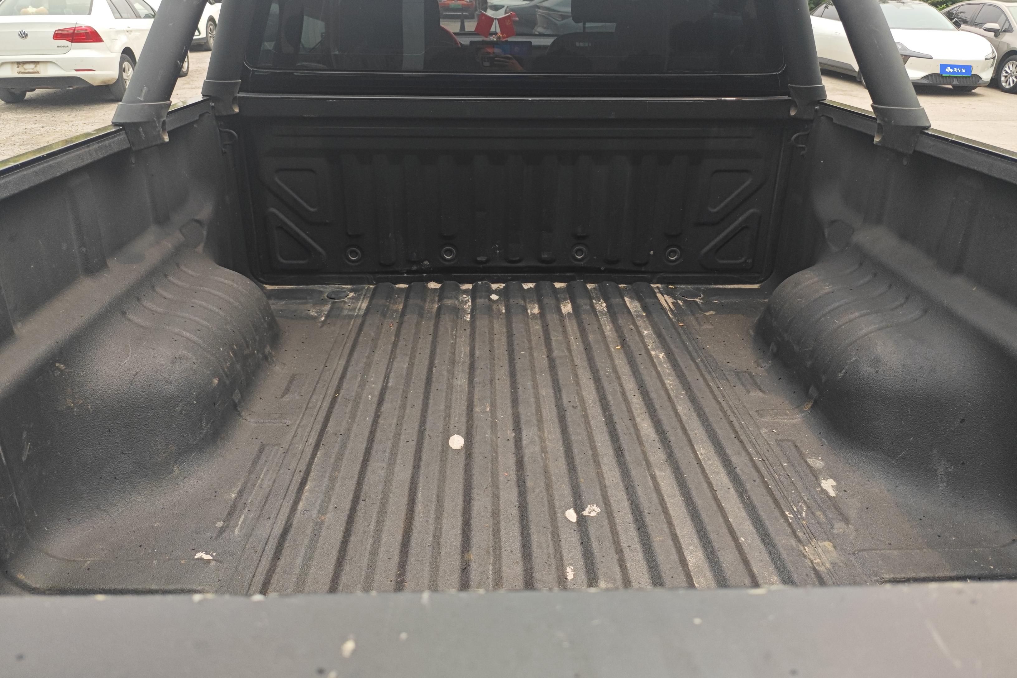 长城炮 商用版 2023款 2.0T 手动 精英型标箱 (国Ⅵ) 