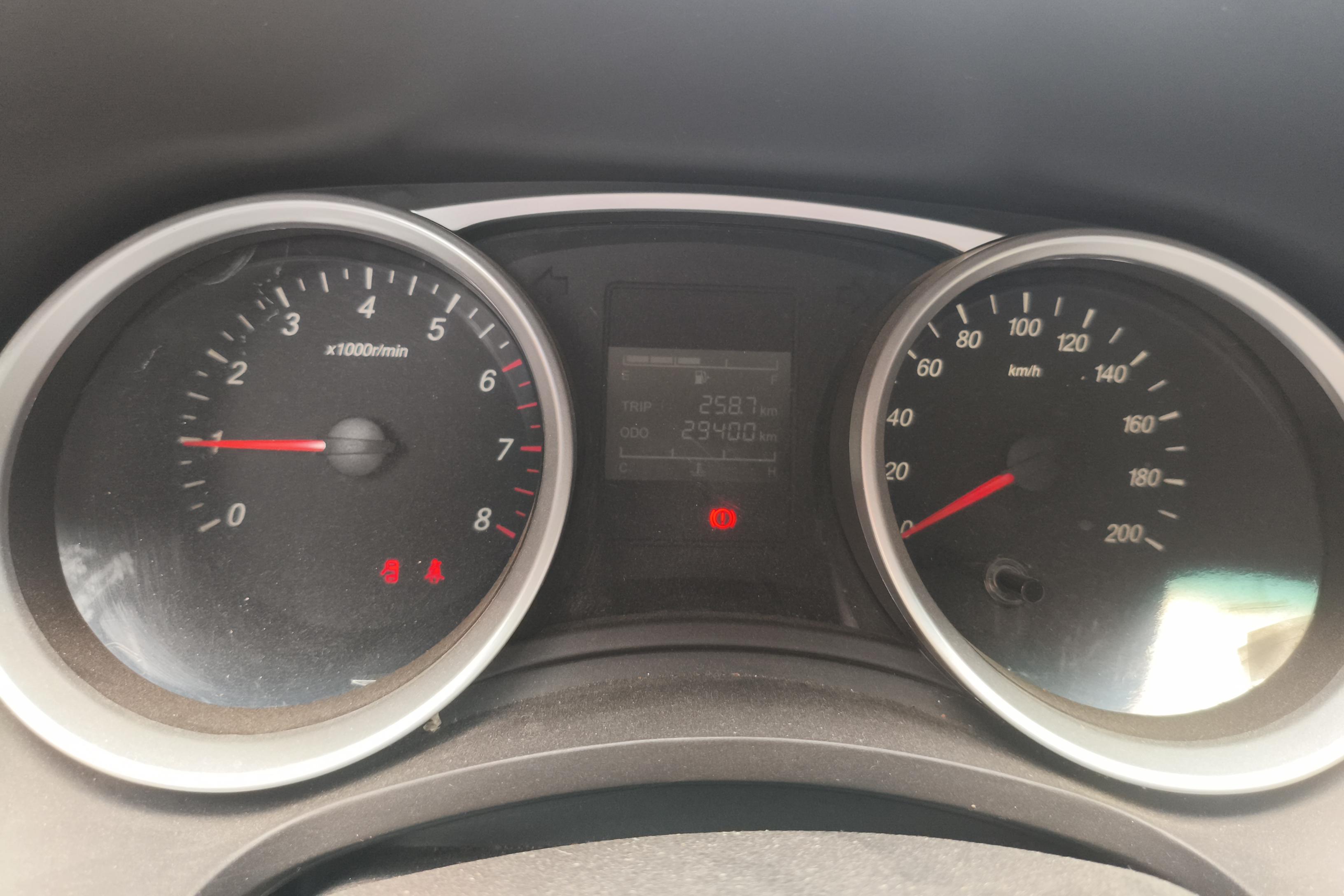 五菱宏光 S 2018款 1.5L 手动 后驱 7座 舒适型 (国Ⅴ) 