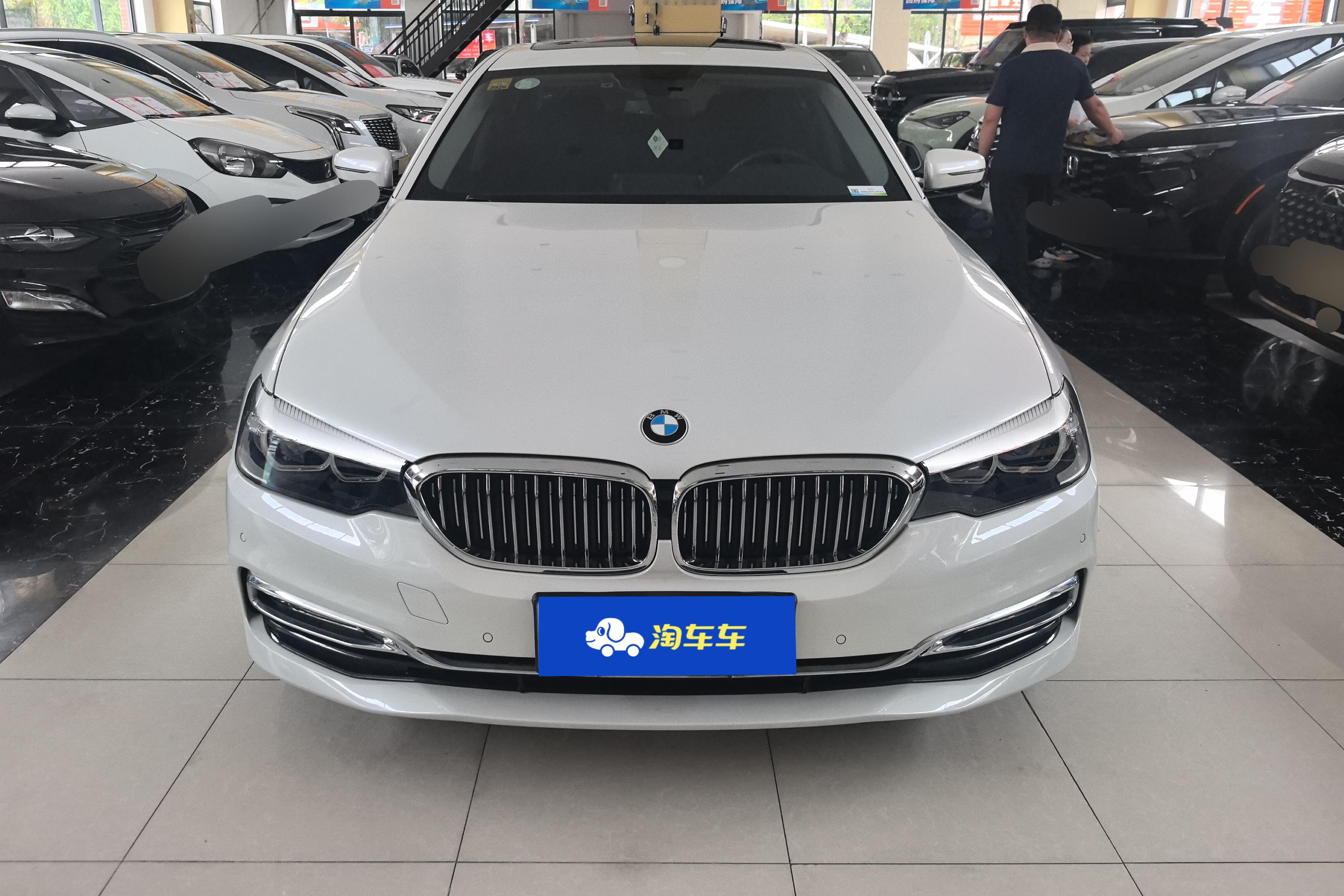 【重庆二手宝马5系】宝马5系 525Li 2018款 2.0T 自动 汽油 豪华套装