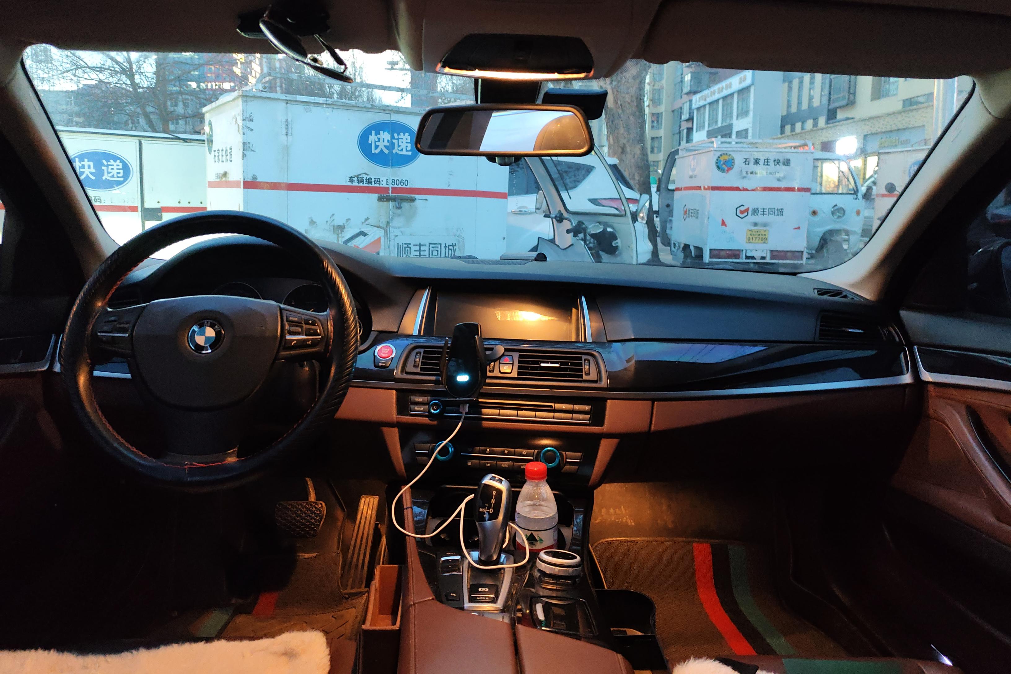 宝马5系 520Li 2014款 2.0T 自动 后驱 典雅型 (国Ⅳ) 