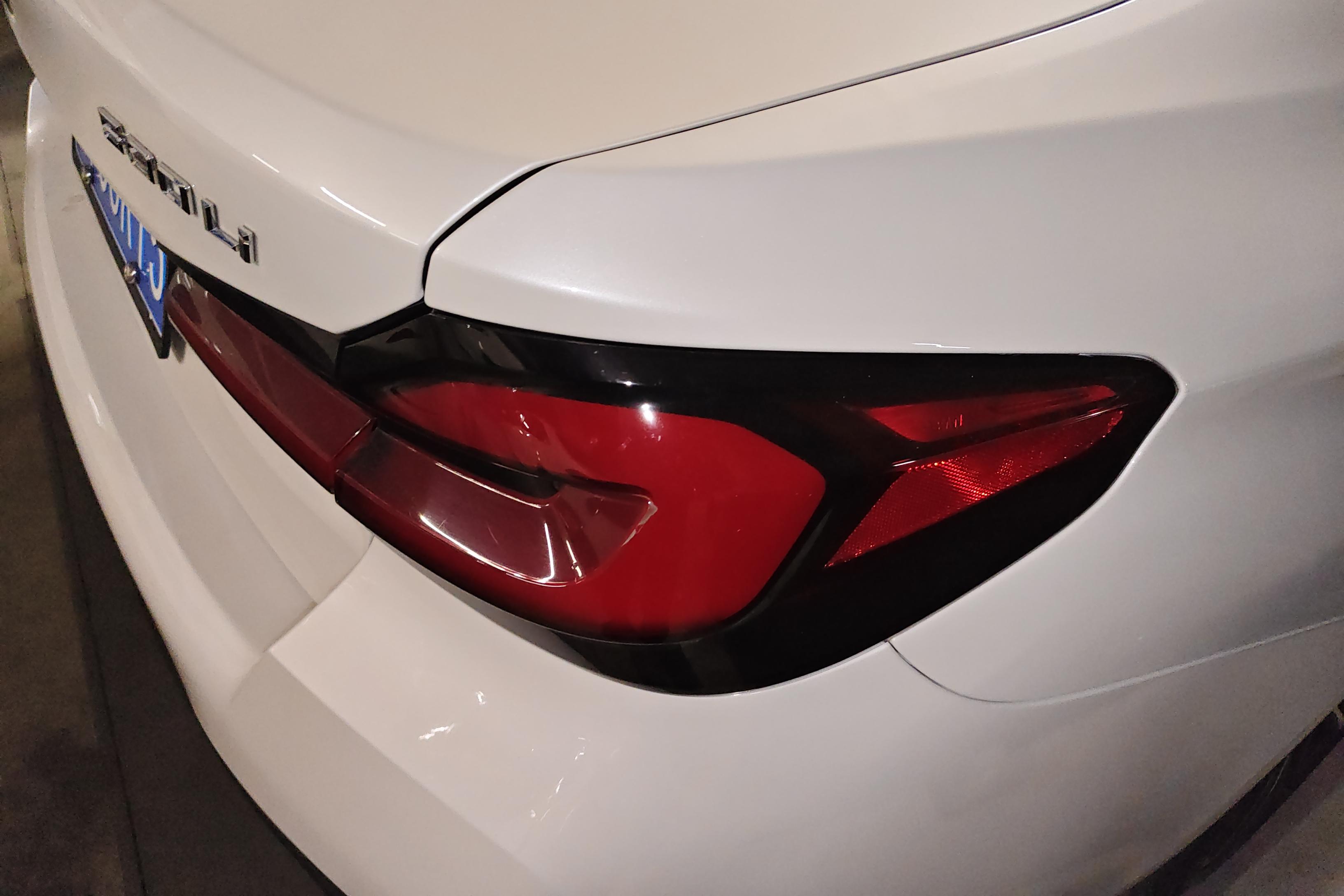 宝马5系 530Li 2021款 2.0T 自动 后驱 改款领先型M运动套装 (国Ⅵ) 