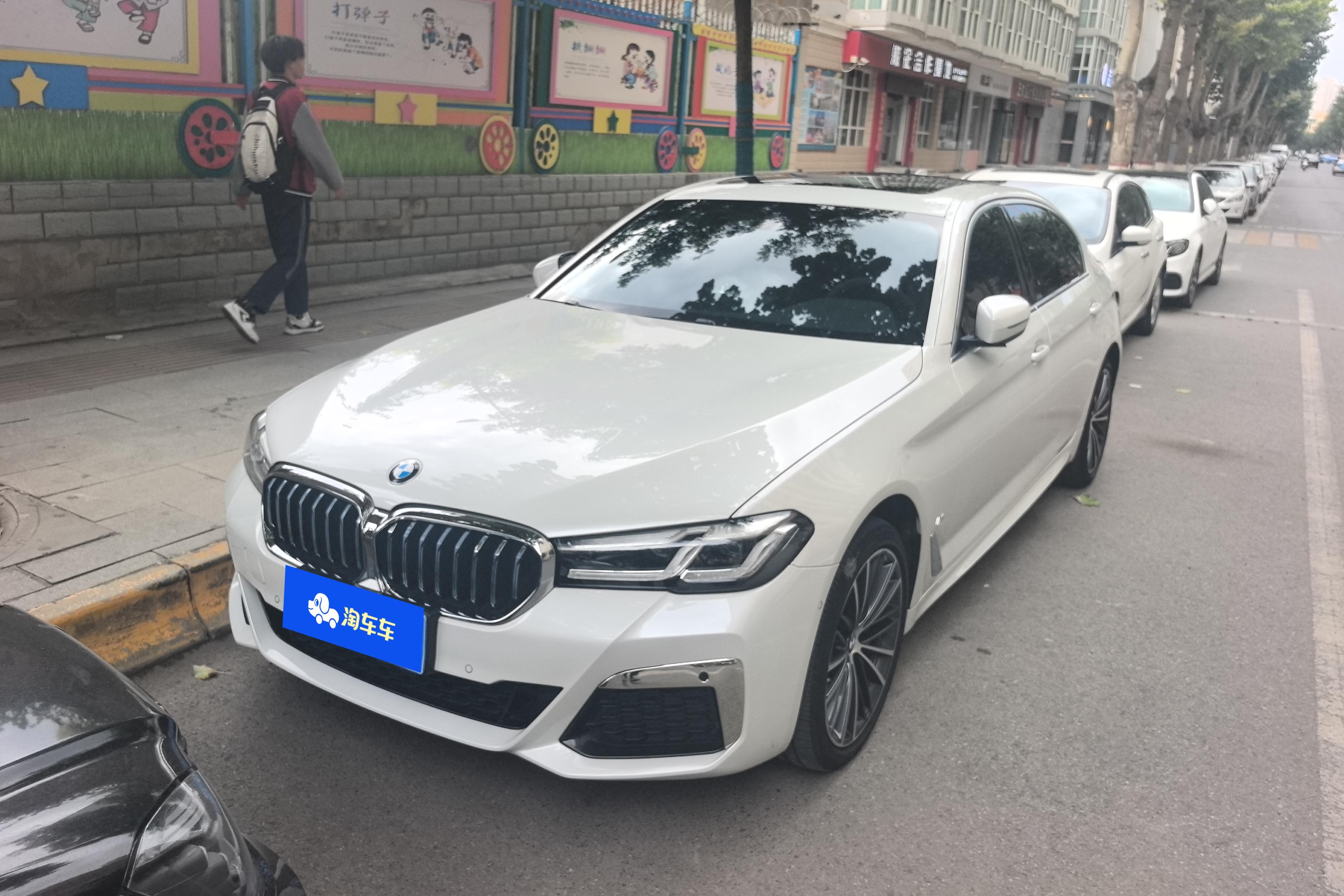 【青岛二手宝马5系】宝马5系 530Li 2022款 2.0T 自动 后驱 改款二领先型M运动套装