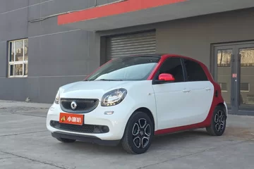 smart forfour 2016款 0.9T 66千瓦先锋版