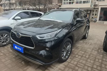 2023款 双擎 2.5L 四驱尊贵版 7座