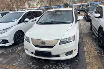 比亚迪e6 2016款 400 豪华版