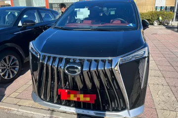 传祺M8 2023款 大师系列 390T 至尊版 7座