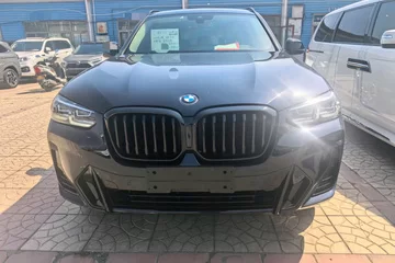 宝马X3 2022款 xDrive 30i 领先型 M曜夜套装