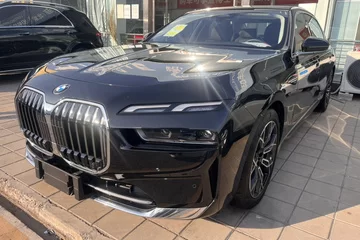 宝马7系 2023款 735Li M运动套装