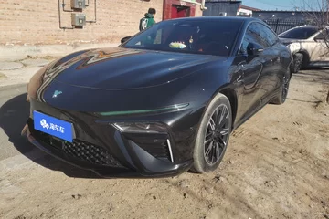 哪吒S 2024款 增程版 310km 1160版