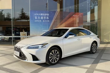 雷克萨斯ES 2025款 200 臻享版