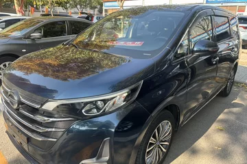 传祺M6 2019款 270T 双离合 尊享版 6座 国VI