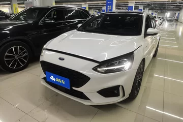 福特福克斯 2020款 两厢 EcoBoost 180 手自一体 ST Line