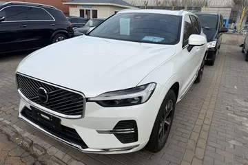 沃尔沃XC60 2026款 B5 四驱智逸豪华版