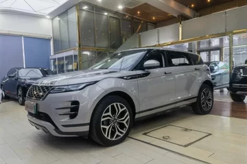 路虎揽胜极光 插电混动 2023款 极光L P300e