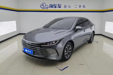 2024款 DM-i 荣耀版 1.5L 55km 豪华型