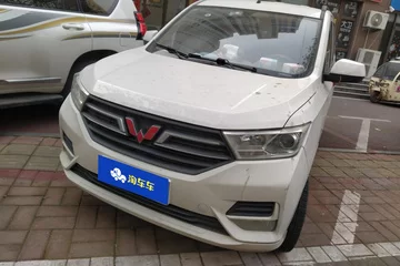 五菱宏光S 2019款 五菱宏光 1.5L S标准型国VI LAR