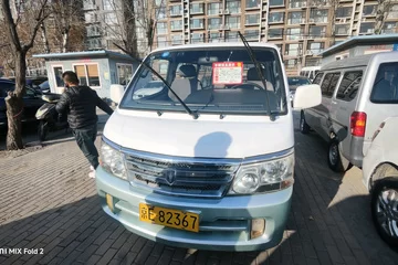 金杯海狮 2014款 2.0L 手动 快运王 标准顶标准型4G21C 11座