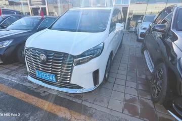 别克GL8 2023款 ES陆尊 2.0T 尊享型 7座