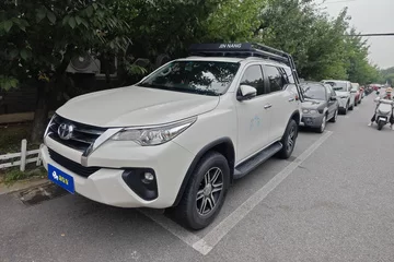 丰田Fortuner 2016款 Fortuner 2.7L 中东版