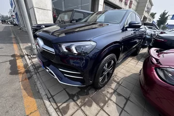 奔驰GLE轿跑 2020款 GLE 350 4MATIC 轿跑SUV 时尚型