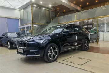 沃尔沃XC60 2026款 B5 四驱智逸豪华版