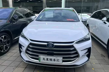 比亚迪唐 2021款 DM-i 1.5T 112KM 前驱尊荣型