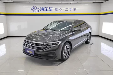 2023款 300TSI 双离合飞越版
