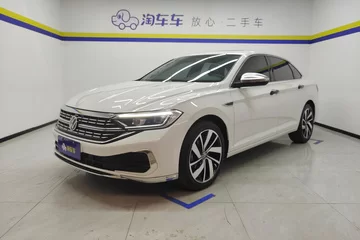 大众速腾 2025款 改款二 300TSI 双离合超越版